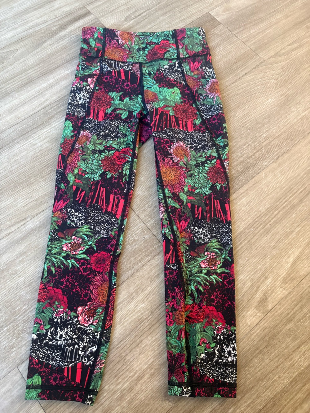 Lululemon time to sweat full on luxtreme crop leggings 23” zen garden multi 4